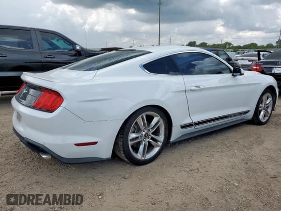✅ 2019 Ford Mustang EcoBoost • VIN: 1FA6P8TH9K5118470 • Lot: 61856475. Listed on Copart with 74,485 mi. Free auction sales archive from the USA and detailed vehicle history report at DreamBid. Image 3.