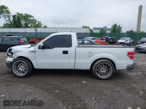 ✅ 2013 Ford F-150 XL • VIN: 1FTMF1CF8DKE07256 • Лот: 42530651. Опубликован ранее на IAAI с пробегом Не указан. Бесплатный доступ к архиву аукционных продаж из США и подробный отчёт об истории автомобиля на DreamBid. Изображение 14.