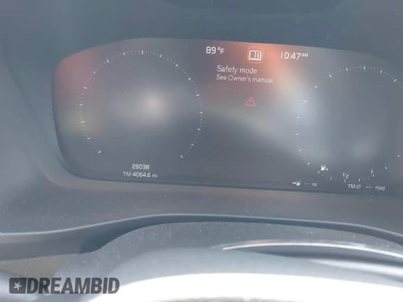 ✅ 2021 Volvo XC40 Momentum • VIN: YV4AC2HK1M2398873 • Лот: 43306125. Опубликован ранее на IAAI с пробегом 26 038 миль. Бесплатный доступ к архиву аукционных продаж из США и подробный отчёт об истории автомобиля на DreamBid. Изображение 15.