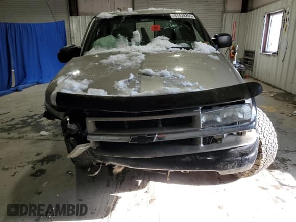 ✅ 2003 Chevrolet S-10 LS • VIN: 1GCCT19X138113763 • Лот: 41428265. Опубликован ранее на Copart с пробегом 158 794 миль. Бесплатный доступ к архиву аукционных продаж из США и подробный отчёт об истории автомобиля на DreamBid. Изображение 5.