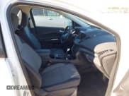 ✅ 2019 Ford Escape SE • VIN: 1FMCU9GDXKUA21623 • Lot: 43615704. Wystawiony na IAAI z przebiegiem 89 170 mil. Bezpłatny archiwum sprzedaży aukcyjnych z USA i szczegółowy raport historii pojazdu na DreamBid. Zdjęcie 5.