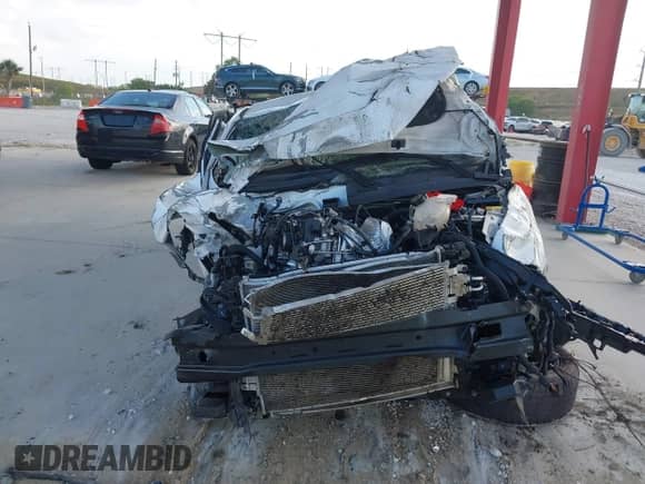 2024 Dodge Hornet GT z VIN ZACNDFAN5R3A42900, wystawiony jako IAAI lot #41126271 z przebiegiem Nie podano mil oraz . Historia ofert i sprzedaży dostępna na DreamBid. Obrazek 11.