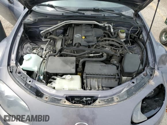 ✅ 2006 Mazda MX-5 Miata Touring • VIN: JM1NC25F060122162 • Lot: 51412785. Wystawiony na Copart z przebiegiem 81 510 mil. Bezpłatny archiwum sprzedaży aukcyjnych z USA i szczegółowy raport historii pojazdu na DreamBid. Zdjęcie 11.