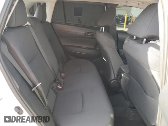 ✅ 2024 Toyota Corolla Cross LE • VIN: 7MUBAAAG9RV110858 • Лот: 54520675. Опубликован ранее на Copart с пробегом 5 727 миль. Бесплатный доступ к архиву аукционных продаж из США и подробный отчёт об истории автомобиля на DreamBid. Изображение 11.