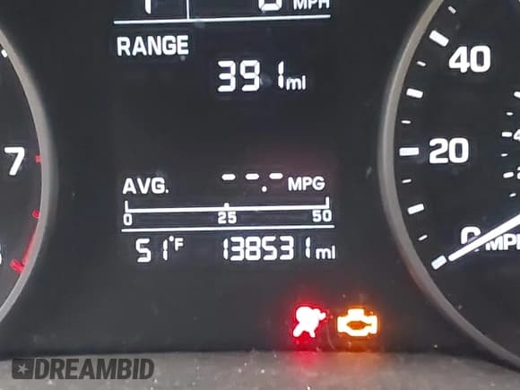 ✅ 2018 Hyundai Elantra SE • VIN: KMHD74LF3JU472770 • Lot: 43541590. Listed on IAAI with 138,531 mi. Free auction sales archive from the USA and detailed vehicle history report at DreamBid. Image 16.