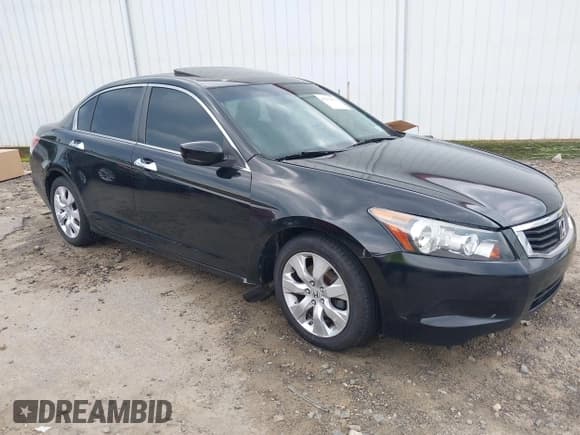 ✅ 2010 Honda Accord EX-L • VIN: 1HGCP3F85AA032141 • Lot: 43151976. Wystawiony na IAAI z przebiegiem 158 904 mil. Bezpłatny archiwum sprzedaży aukcyjnych z USA i szczegółowy raport historii pojazdu na DreamBid. Zdjęcie 1.