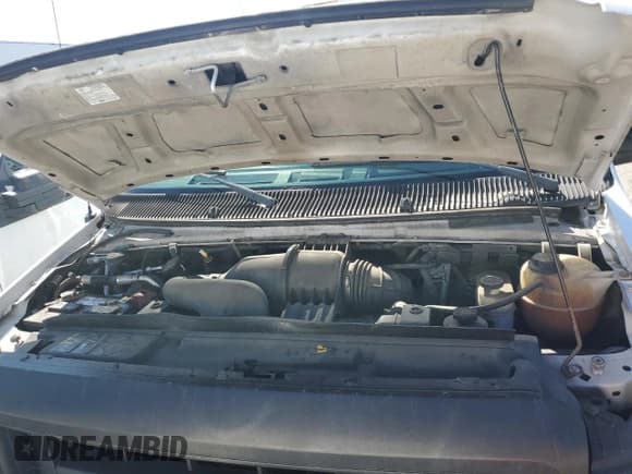 ✅ 2012 Ford Econoline Cargo Recreational • VIN: 1FTNE2EW2CDA96856 • Lot: 87408295. Wystawiony na Copart z przebiegiem 228 397 mil. Bezpłatny archiwum sprzedaży aukcyjnych z USA i szczegółowy raport historii pojazdu na DreamBid. Zdjęcie 11.