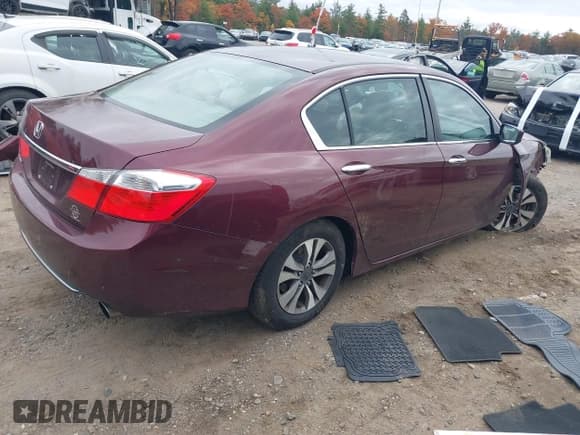 ✅ 2013 Honda Accord LX • VIN: 1HGCR2F30DA048499 • Lot: 43534517. Wystawiony na IAAI z przebiegiem 166 566 mil. Bezpłatny archiwum sprzedaży aukcyjnych z USA i szczegółowy raport historii pojazdu na DreamBid. Zdjęcie 4.