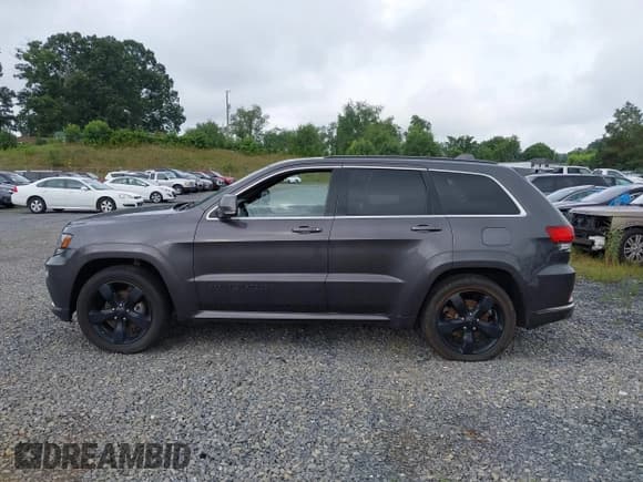 ✅ 2016 Jeep Grand Cherokee Overland • VIN: 1C4RJFCG6GC420953 • Lot: 42726612. Listed on IAAI with 159,521 mi. Free auction sales archive from the USA and detailed vehicle history report at DreamBid. Image 14.