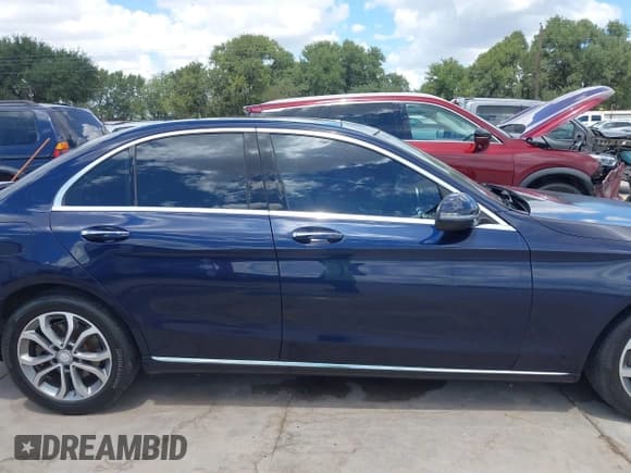 ✅ 2016 Mercedes-Benz C 300 Luxury • VIN: 55SWF4KB8GU138247 • Lot: 43014664. Listed on IAAI with 116,334 mi. Free auction sales archive from the USA and detailed vehicle history report at DreamBid. Image 13.