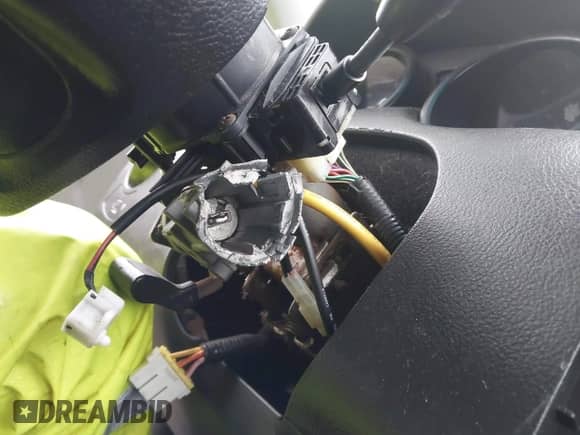 2007 Chevrolet Aveo LS with VIN KL1TD66607B771077, listed as a IAAI auction lot 43577902 with Not provided miles and . Bid and sale history available at DreamBid. Image 12.