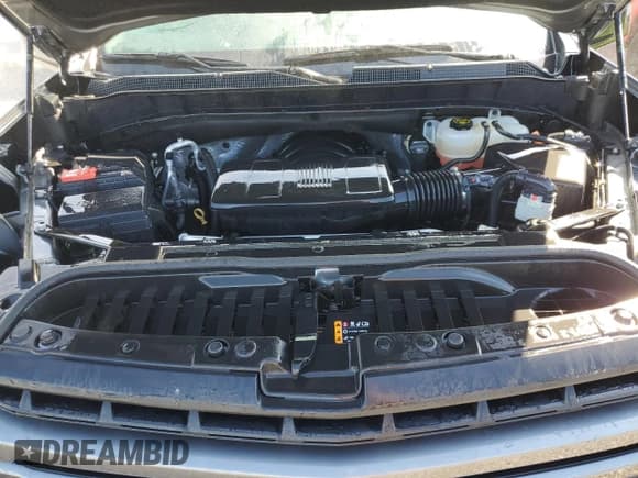 ✅ 2019 Chevrolet Silverado 1500 RST • VIN: 1GCRYEED4KZ354434 • Lot: 74256204. Wystawiony na Copart z przebiegiem 27 272 mil. Bezpłatny archiwum sprzedaży aukcyjnych z USA i szczegółowy raport historii pojazdu na DreamBid. Zdjęcie 11.