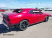 2015 Dodge Challenger R/T Scat Pack z VIN 2C3CDZFJ3FH816585, wystawiony jako IAAI lot #43353658 z przebiegiem Nie podano mil oraz . Historia ofert i sprzedaży dostępna na DreamBid. Obrazek 4.