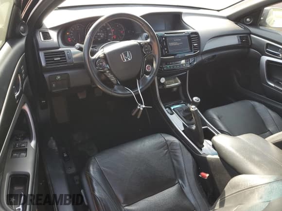 ✅ 2016 Honda Accord EX-L • VIN: 1HGCT2A80GA001451 • Лот: 52525405. Опубликован ранее на Copart с пробегом 84 521 миль. Бесплатный доступ к архиву аукционных продаж из США и подробный отчёт об истории автомобиля на DreamBid. Изображение 8.