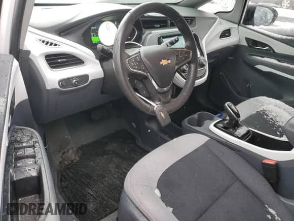 2020 Chevrolet Bolt EV LT z VIN 1G1FY6S02L4145694, wystawiony jako Copart lot #42315724 z przebiegiem 69 456 mil mil oraz . Historia ofert i sprzedaży dostępna na DreamBid. Obrazek 8.