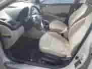 ✅ 2016 Hyundai Accent SE • VIN: KMHCT4AE5GU128612 • Лот: 73449292. Размещён на Copart с пробегом 114 498 миль миль. Получите бесплатный доступ к архиву аукционных продаж из США и посмотрите подробный отчёт об истории автомобиля на DreamBid. Изображение 7.