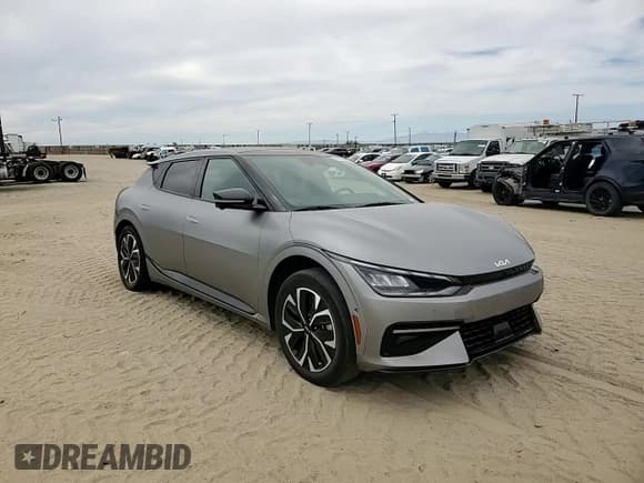 ✅ 2022 Kia EV6 GT-Line • VIN: KNDC44LA5N5080452 • Лот: 52538665. Опубликован ранее на Copart с пробегом 34 250 миль. Бесплатный доступ к архиву аукционных продаж из США и подробный отчёт об истории автомобиля на DreamBid. Изображение 10.