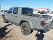 ✅ 2021 Jeep Gladiator Overland • VIN: 1C6HJTFG0ML507773 • Lot: 41617970. Wystawiony na IAAI z przebiegiem 95 816 mil. Bezpłatny archiwum sprzedaży aukcyjnych z USA i szczegółowy raport historii pojazdu na DreamBid. Zdjęcie 3.