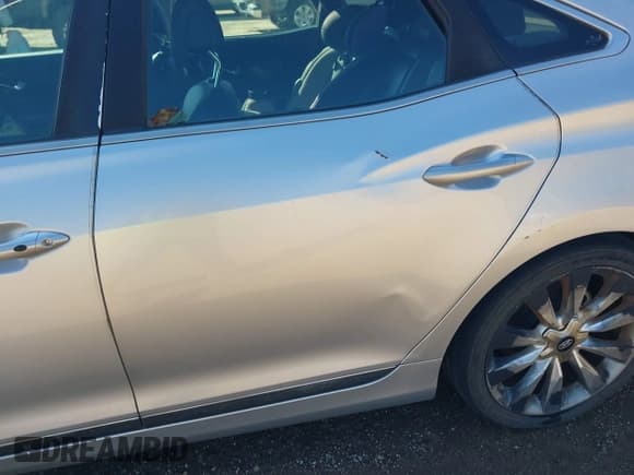 ✅ 2012 Hyundai Azera • VIN: KMHFH4JG5CA124572 • Лот: 43476903. Опубликован ранее на IAAI с пробегом 193 959 миль. Бесплатный доступ к архиву аукционных продаж из США и подробный отчёт об истории автомобиля на DreamBid. Изображение 13.