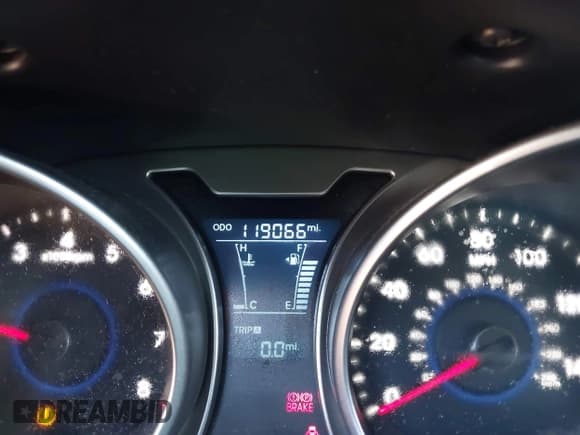 ✅ 2013 Hyundai Veloster w/Gray Int • VIN: KMHTC6AD3DU126193 • Lot: 41251982. Wystawiony na IAAI z przebiegiem 119 066 mil. Bezpłatny archiwum sprzedaży aukcyjnych z USA i szczegółowy raport historii pojazdu na DreamBid. Zdjęcie 15.