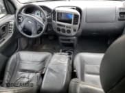 ✅ 2004 Ford Escape XLT • VIN: 1FMYU03134KA19384 • Lot: 46597125. Listed on Copart with 173,947 mi. Free auction sales archive from the USA and detailed vehicle history report at DreamBid. Image 8.