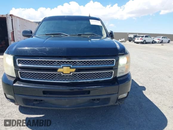 ✅ 2012 Chevrolet Silverado 1500 LTZ • VIN: 1GCPKTE7XCF103170 • Lot: 43229923. Wystawiony na IAAI z przebiegiem 154 772 mil. Bezpłatny archiwum sprzedaży aukcyjnych z USA i szczegółowy raport historii pojazdu na DreamBid. Zdjęcie 6.