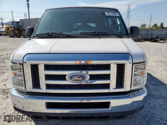 ✅ 2012 Ford Econoline Passenger XL • VIN: 1FBSS3BL5CDA01335 • Lot: 70212605. Listed on Copart with 220,740 mi. Free auction sales archive from the USA and detailed vehicle history report at DreamBid. Image 5.