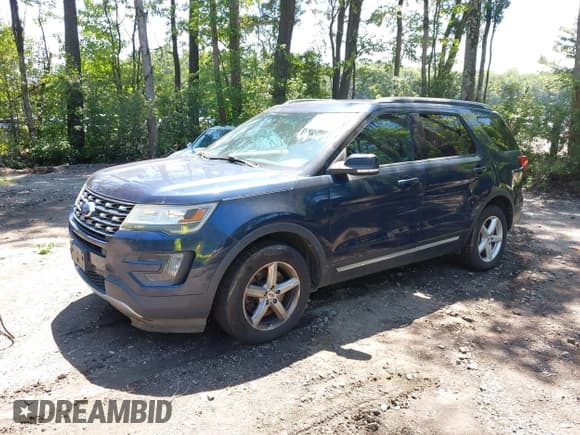 ✅ 2016 Ford Explorer XLT • VIN: 1FM5K8D81GGA39689 • Lot: 42567777. Wystawiony na IAAI z przebiegiem 242 806 mil. Bezpłatny archiwum sprzedaży aukcyjnych z USA i szczegółowy raport historii pojazdu na DreamBid. Zdjęcie 2.