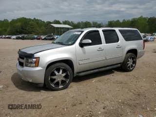 ✅ 2014 Chevrolet Suburban LT • VIN: 1GNSCJE00ER157634 • Лот: 53271405. Опубликован ранее на Copart с пробегом 244 830 миль. Бесплатный доступ к архиву аукционных продаж из США и подробный отчёт об истории автомобиля на DreamBid. Изображение 1.