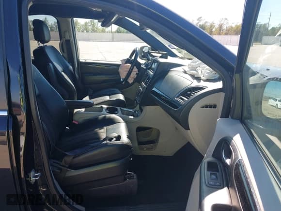 ✅ 2020 Dodge Grand Caravan SXT • VIN: 2C4RDGCG7LR179824 • Лот: 43593897. Опубликован ранее на IAAI с пробегом 131 775 миль. Бесплатный доступ к архиву аукционных продаж из США и подробный отчёт об истории автомобиля на DreamBid. Изображение 5.