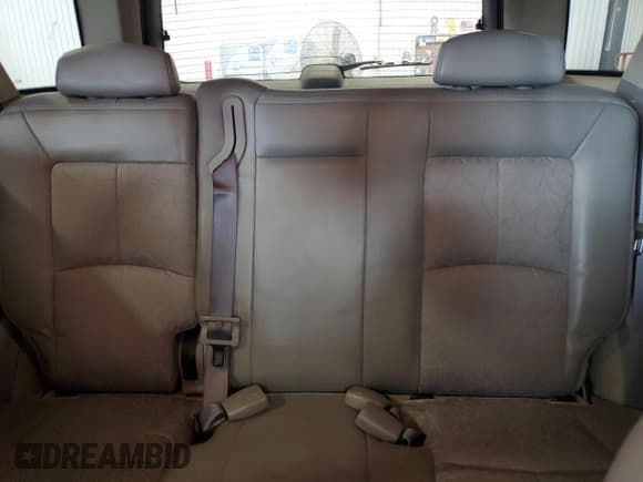 ✅ 2005 Saturn VUE • VIN: 5GZCZ63485S819403 • Lot: 54927325. Wystawiony na Copart z przebiegiem 184 007 mil. Bezpłatny archiwum sprzedaży aukcyjnych z USA i szczegółowy raport historii pojazdu na DreamBid. Zdjęcie 10.