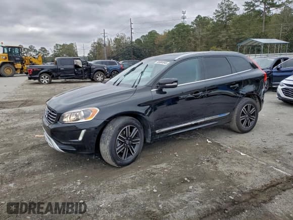✅ 2017 Volvo XC60 Dynamic • VIN: YV440MDR7H2036346 • Лот: 95984945. Опубликован ранее на Copart с пробегом 102 368 миль. Бесплатный доступ к архиву аукционных продаж из США и подробный отчёт об истории автомобиля на DreamBid. Изображение 1.