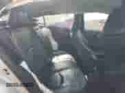 2021 Toyota Prius LE z VIN JTDKAMFP6M3186049, wystawiony jako Copart lot #81289905 z przebiegiem 271 061 mil mil oraz Szkoda całkowita • Salvage title. Historia ofert i sprzedaży dostępna na DreamBid. Obrazek 10.