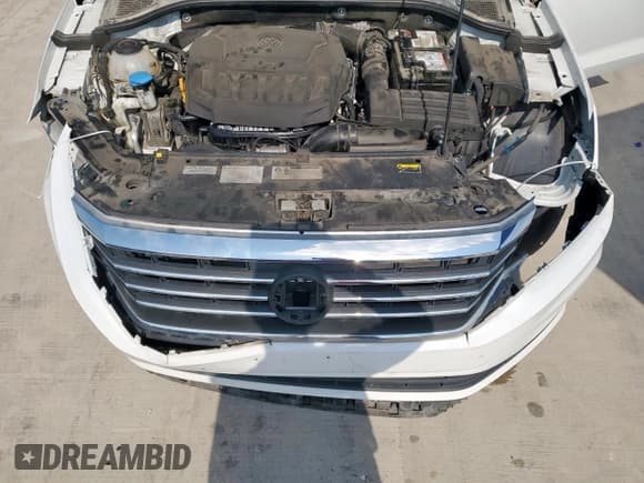 ✅ 2020 Volkswagen Passat S • VIN: 1VWAA7A34LC023655 • Lot: 81668035. Wystawiony na Copart z przebiegiem Nie podano. Bezpłatny archiwum sprzedaży aukcyjnych z USA i szczegółowy raport historii pojazdu na DreamBid. Zdjęcie 11.