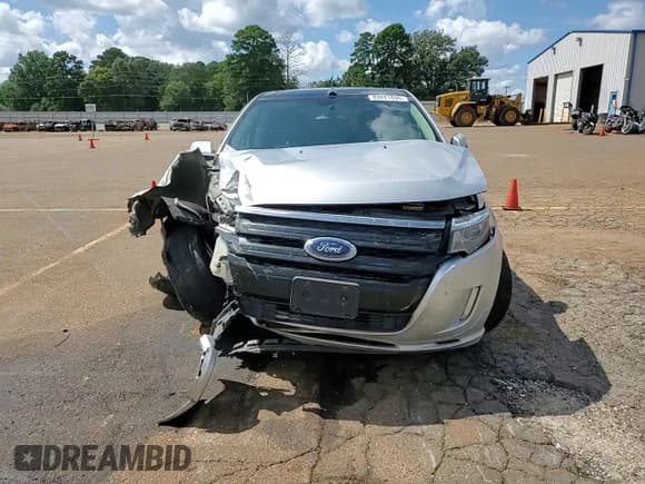 ✅ 2013 Ford Edge Sport • VIN: 2FMDK3AK8DBE33403 • Lot: 83871695. Wystawiony na Copart z przebiegiem 230 510 mil. Bezpłatny archiwum sprzedaży aukcyjnych z USA i szczegółowy raport historii pojazdu na DreamBid. Zdjęcie 13.
