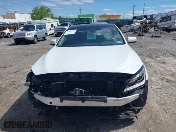 ✅ 2017 Genesis G80 3.8L • VIN: KMHGN4JE9HU212106 • Lot: 42311384. Listed on IAAI with 74,511 mi. Free auction sales archive from the USA and detailed vehicle history report at DreamBid. Image 13.