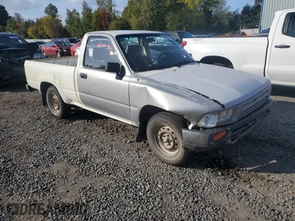 ✅ 1992 Toyota Pickup • VIN: JT4RN81A2N0098115 • Lot: 86880075. Listed on Copart with 166,330 mi. Free auction sales archive from the USA and detailed vehicle history report at DreamBid. Image 4.