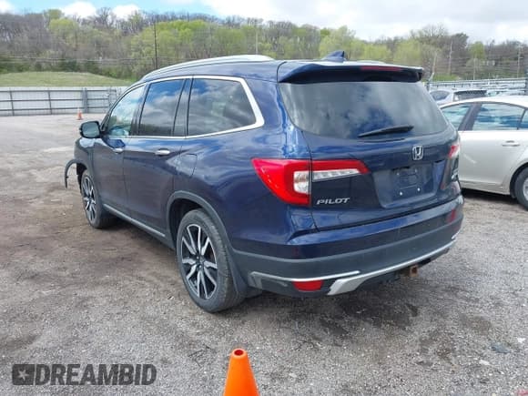 ✅ 2019 Honda Pilot Touring 7-Passenger • VIN: 5FNYF6H68KB001978 • Lot: 42091795. Listed on IAAI with 129,145 mi. Free auction sales archive from the USA and detailed vehicle history report at DreamBid. Image 3.