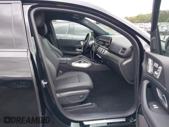 ✅ 2025 Mercedes-Benz GLE 450 • VIN: 4JGFD5KB9SB296312 • Лот: 42981033. Опубликован ранее на IAAI с пробегом 1 816 миль. Бесплатный доступ к архиву аукционных продаж из США и подробный отчёт об истории автомобиля на DreamBid. Изображение 5.