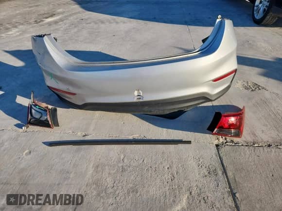 2020 Hyundai Accent SE z VIN 3KPC24A69LE123034, wystawiony jako Copart lot #85939755 z przebiegiem 20 536 mil mil oraz Szkoda całkowita • Salvage title. Historia ofert i sprzedaży dostępna na DreamBid. Obrazek 12.