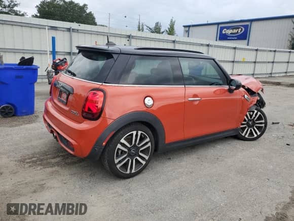 2019 MINI Hardtop Cooper S with VIN WMWXP7C53K2A53356, listed as a Copart auction lot 84743025 with 80,211 mi miles and Salvage title. Bid and sale history available at DreamBid. Image 3.