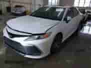 2022 Toyota Camry Hybrid XLE with VIN 4T1F31AK4NU572580, listed as a IAAI auction lot 42244158 with 69,247 mi miles and . Bid and sale history available at DreamBid. Image 18.