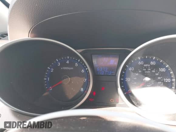 2012 Hyundai Tucson GLS z VIN KM8JU3AC3CU461964, wystawiony jako IAAI lot #43511864 z przebiegiem 113 173 mil mil oraz . Historia ofert i sprzedaży dostępna na DreamBid. Obrazek 7.