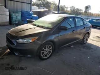 ✅ 2018 Ford Focus SE • VIN: 1FADP3FE4JL276933 • Лот: 90671225. Опубликован ранее на Copart с пробегом 89 503 миль. Бесплатный доступ к архиву аукционных продаж из США и подробный отчёт об истории автомобиля на DreamBid. Изображение 1.