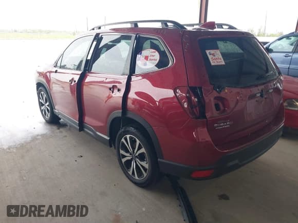 ✅ 2022 Subaru Forester Limited • VIN: JF2SKANC4NH461000 • Lot: 41903656. Listed on IAAI with 40,667 mi. Free auction sales archive from the USA and detailed vehicle history report at DreamBid. Image 3.