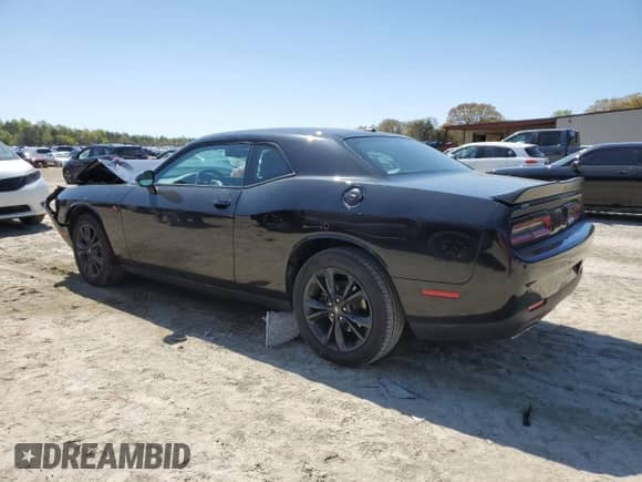 2020 Dodge Challenger SXT с VIN 2C3CDZGG9LH110851, выставлен на аукционе Copart как лот 53502795 с пробегом 28 847 миль миль и Списание • Salvage title. История ставок и продаж доступна на DreamBid. Изображение 2.