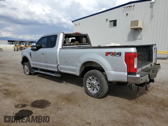 ✅ 2018 Ford F-250 XL • VIN: 1FT7X2B65JEC67291 • Лот: 81101835. Опубликован ранее на Copart с пробегом 153 373 миль. Бесплатный доступ к архиву аукционных продаж из США и подробный отчёт об истории автомобиля на DreamBid. Изображение 2.