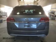 ✅ 2018 Volkswagen Atlas SE • VIN: 1V2LR2CA2JC548714 • Lot: 92891285. Listed on Copart with 160,040 mi. Free auction sales archive from the USA and detailed vehicle history report at DreamBid. Image 6.