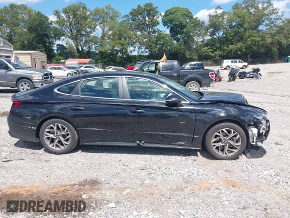 2021 Hyundai Sonata SEL with VIN KMHL14JA9MA147714, listed as a IAAI auction lot 43101880 with 30,502 mi miles and . Bid and sale history available at DreamBid. Image 14.
