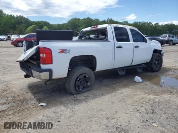 ✅ 2007 Chevrolet Silverado 2500HD 1LT • VIN: 1GCHK23K77F551104 • Лот: 56479025. Опубликован ранее на Copart с пробегом 277 238 миль. Бесплатный доступ к архиву аукционных продаж из США и подробный отчёт об истории автомобиля на DreamBid. Изображение 3.
